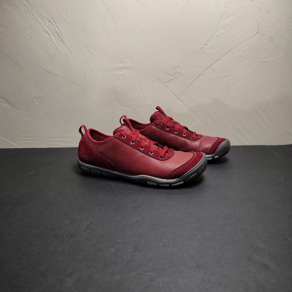 Keen Women's Red Low-Top Sneakers